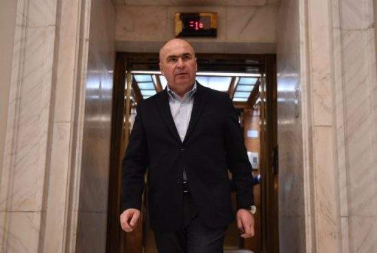 Toţi românii care s-au uitat la „Singur Acasă” vor plăti 10 lei impozit pe distracţie