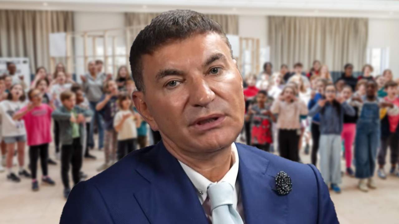 „Singur acasă” e nimic! În ultima vacanţă, Cristi Borcea a uitat acasă 6 copii