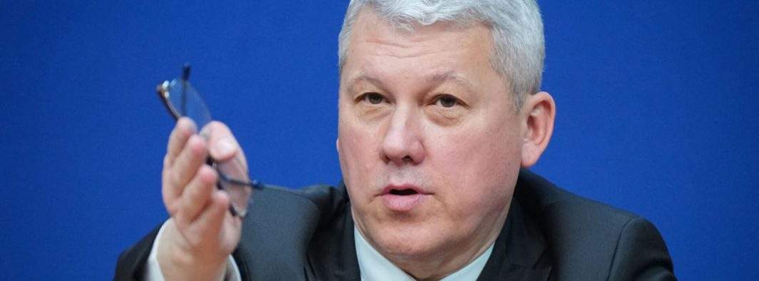 Exclusiv! Cătălin Predoiu e atât de securist încât până și gaura maro o are albastră