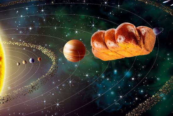 Un meteorit în formă de cozonac se apropie de Pământ. Impactul va acoperi planeta de rahat