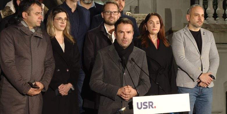 Pentru că a luat doar 14%, Drulă va fi obligat să-și schimbe numele în Druță