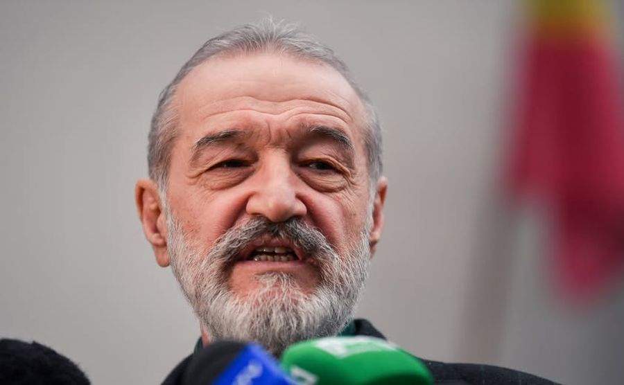 Gigi Becali, invidios pe participanții la marșul lui Simion: „Sunt mai docili decât oile mele”