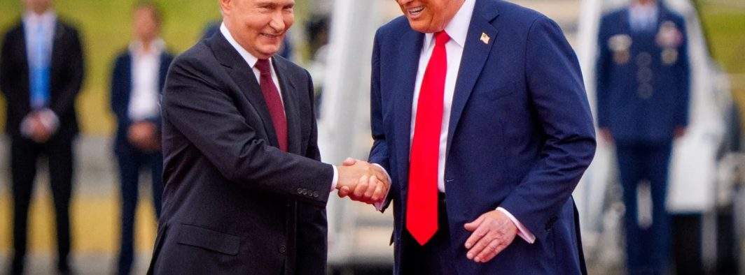 S-a decis! De Secret Santa, Trump vrea să-i dea lui Putin jumătate din Ucraina