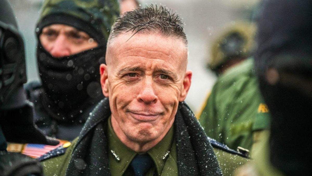 Trump l-a demis pe Bovino! Ovino și Cretino, favoriți să-i ia locul