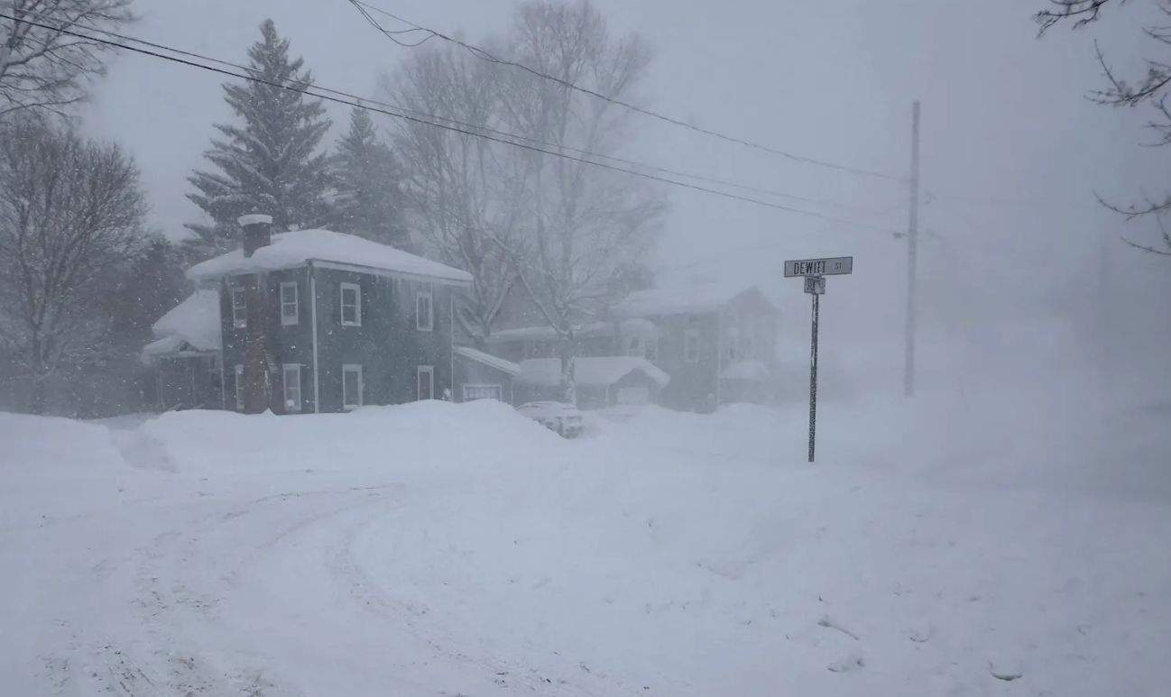 După ce vortexul polar a lovit SUA, Trump se laudă că a mutat Groenlanda în SUA