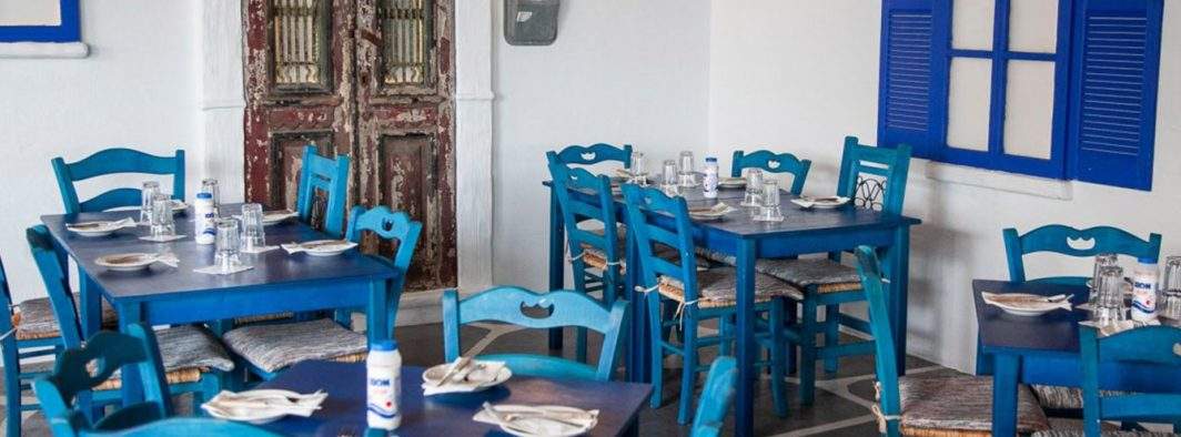 Restaurant grecesc din Constanţa, închis de ANPC după ce măslinele au început să umble