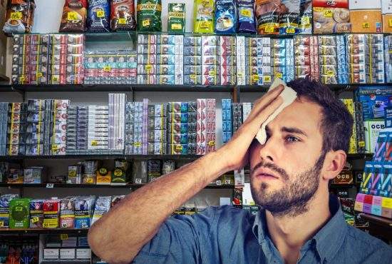Un vânzător obișnuit de la magazin știe pe de rost 40.000 de tipuri de țigări