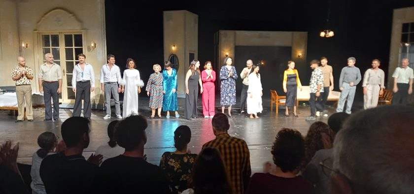 Actorii de la TNB trebuie să primească 500 de aplauze pe spectacol, altfel sunt dați afară