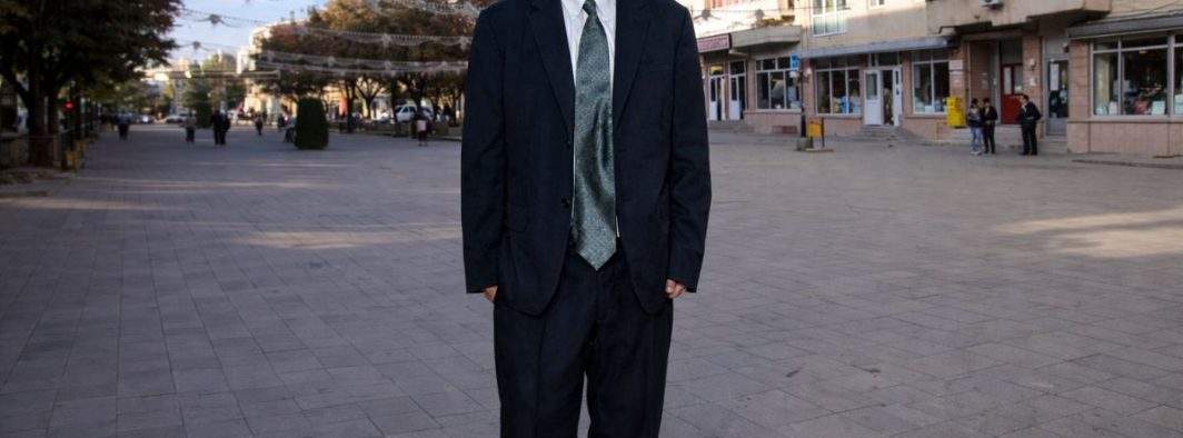 Baronul drogurilor din Mizil, avere colosală. Şi-ar fi luat anul ăsta o pereche de adidaşi