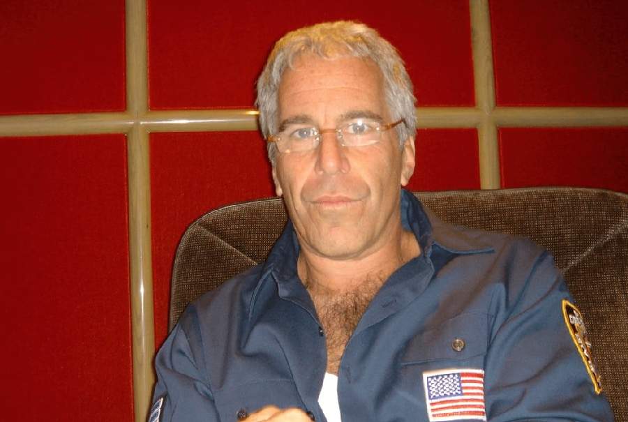 Detalii înfiorătoare despre o minte bolnavă. Jeffrey Epstein se uita la filme românești