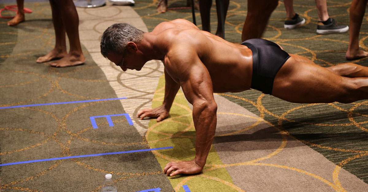 De când nu mai e armata obligatorie, românii au făcut în total 70 de flotări