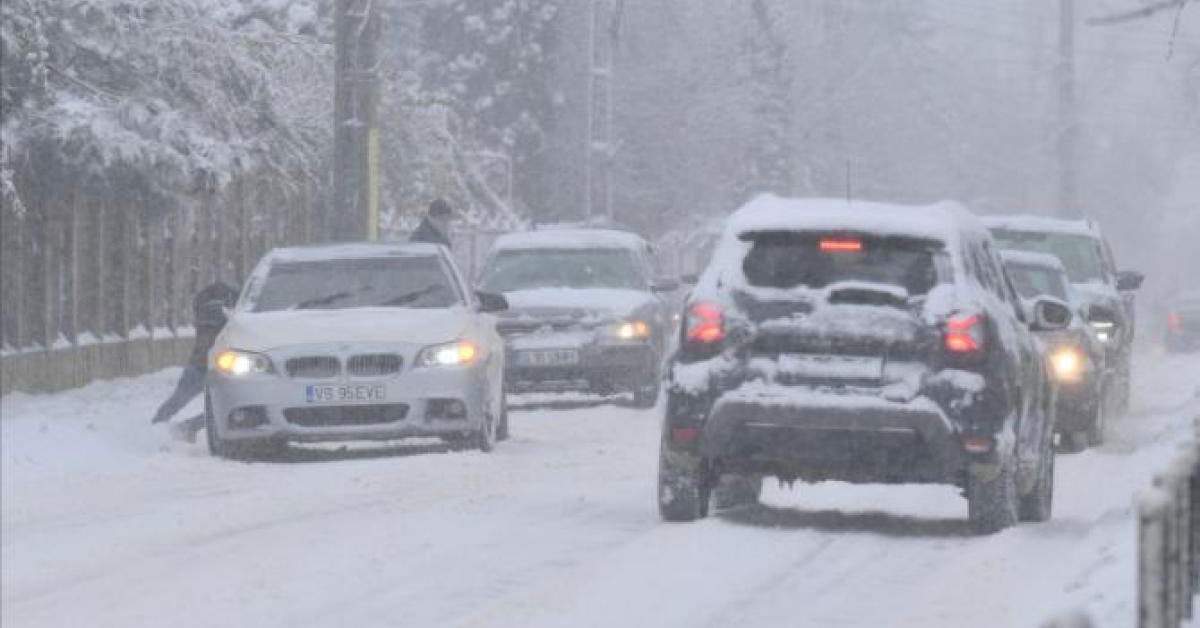 Ninsori abundente și viscol. Autoritățile intervin cu măriri de taxe în zonele afectate