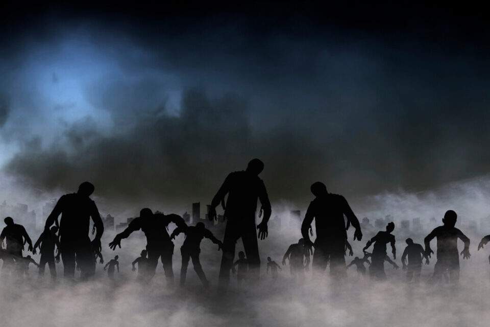 Alertă de apocalipsă zombie în România după ce Ponta şi Oprea au înviat. Urmează Iliescu?