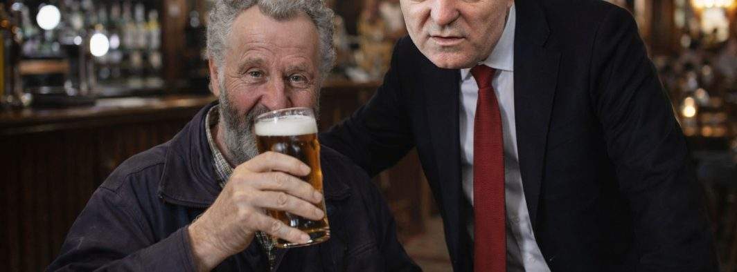 A luat-o razna! Nicușor i-a spus lui nea Costel că știe să bea de 100 de ori mai bine decât el