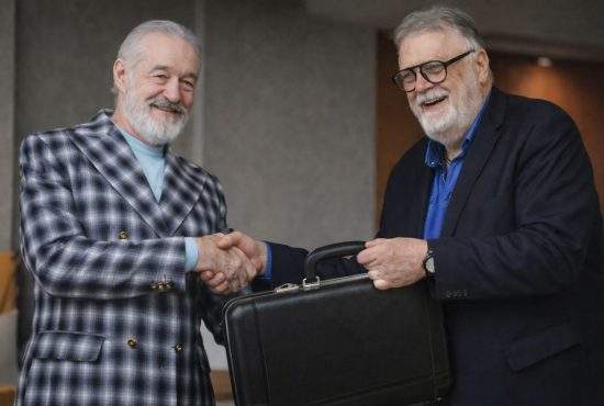 Gigi i-a dat o șpagă lui Gino și LPF a decis că în play-off ajung 7 echipe, nu doar 6