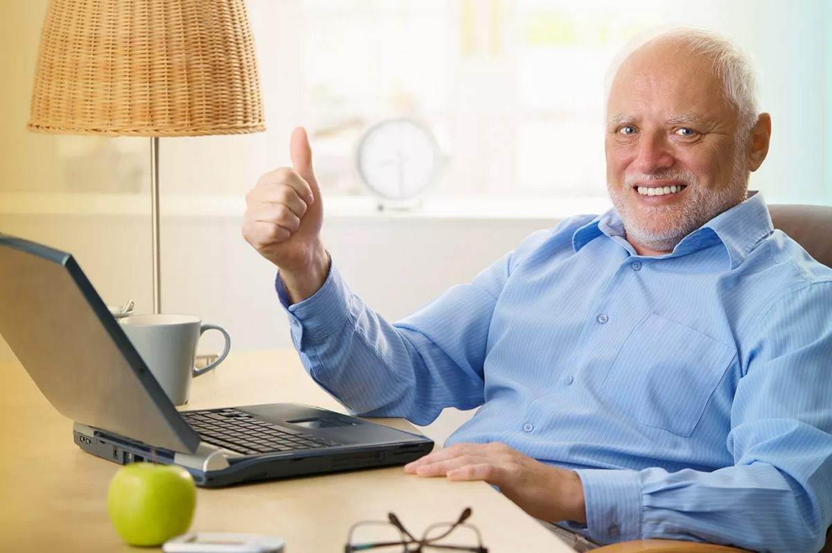 Emisia Realitatea Plus va fi întreruptă trei ore de 1 Aprilie, ca să mai mintă şi alţii în ziua aia