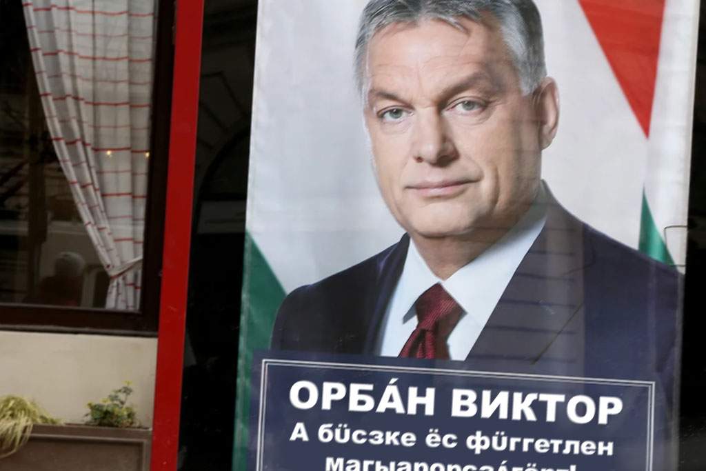 Din ce în ce mai independentă! Ungaria trece de azi la alfabetul chirilic