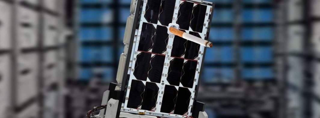 Satelitul românesc, dat afară din racheta SpaceX după ce şi-a aprins o ţigară