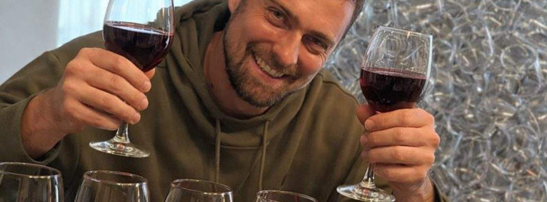 Gabi Tamaș, monument de evlavie! A băut de 44 de ori cele 44 de pahare de vin