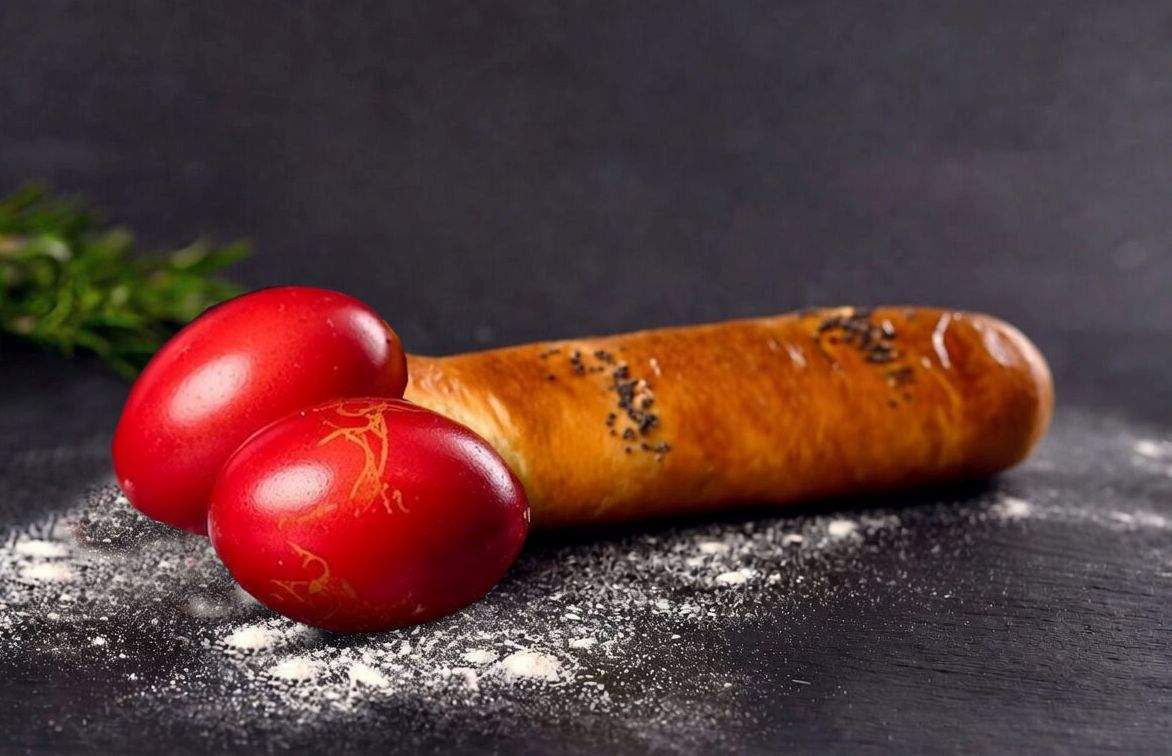 Ediţie limitată de Paşti! Luca lansează covridogul cu două ouă