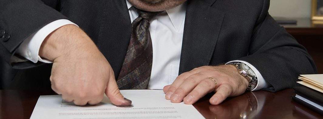 Moţiunea de cenzură AUR-PSD, depusă cu 90 de semnături, 112 amprente şi 33 de X-uri