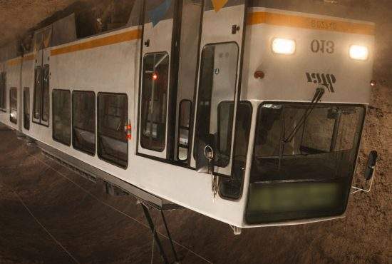 STB: Linia 40 devine metrou după ce şina a fost montată invers, cu tramvaiul în jos