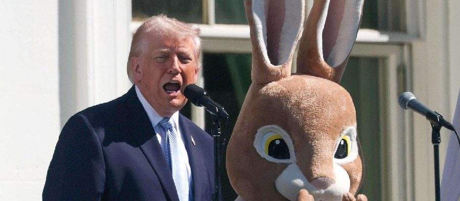 Donald Trump se laudă că a spart 200.000 de ouă cu oul lui campion: ”Este cel mai tare ou!”