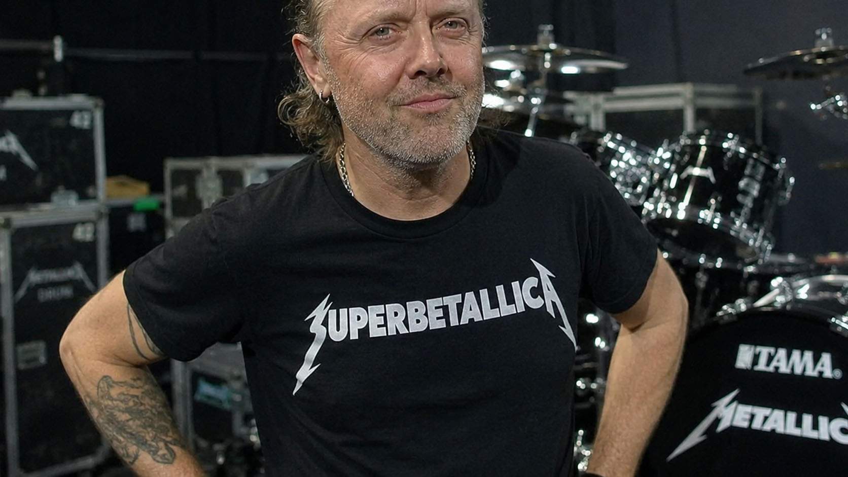 E oficial! Ca să poată cânta pe stadion în România, Metallica îşi schimbă numele în Superbetallica