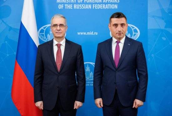 Puterea obișnuinței! Auzind că e chemat la consultări, Simion s-a dus la ambasada Rusiei