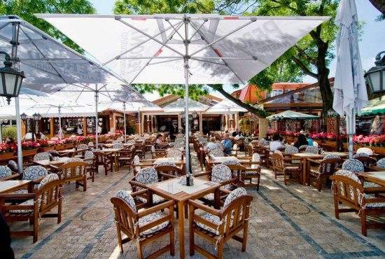 Terasele din Mamaia au dublat prețurile după ce au auzit că s-a scumpit Bulgaria