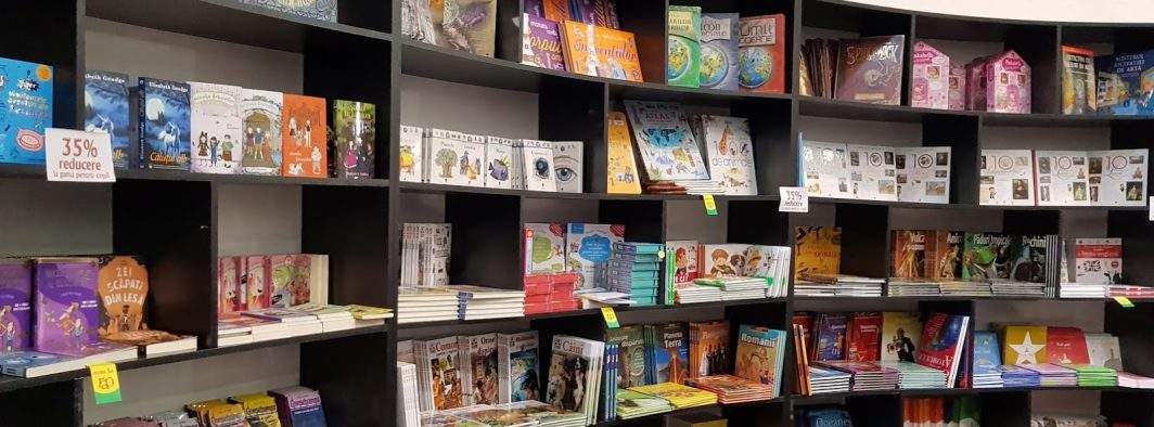 DNA doarme în papuci! E primul Bookfest la care nu se lansează nicio carte scrisă în puşcărie