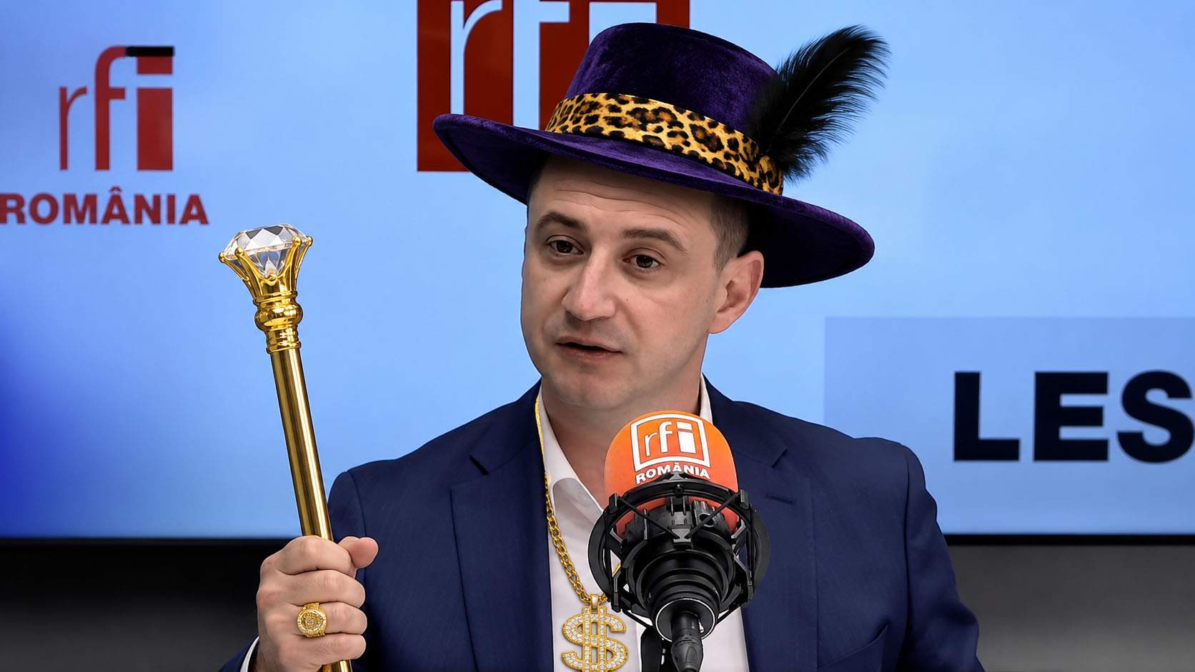 7 lucruri care arată cât de elegant e Alfred Simonis