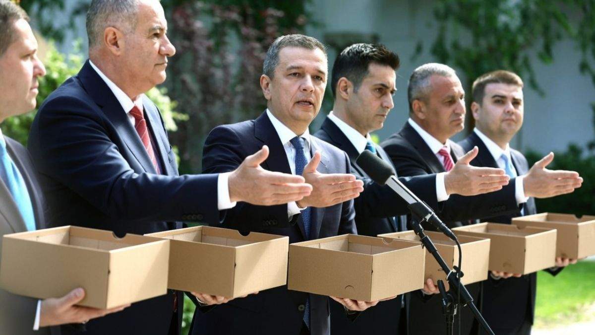 Pesediștii insistă pentru Grindeanu premier! „Stăm cu cutiile de pantofi goale, vrem la guvernare!”