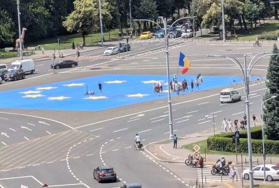 Suveraniștii acuză că au fost împiedicați să ajungă la protest: „Au astupat tunelurile dacice!”