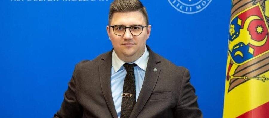 Republica Moldova are un nou Guvern. Cine sunt miniștrii care vor veni să cerșească bani la București