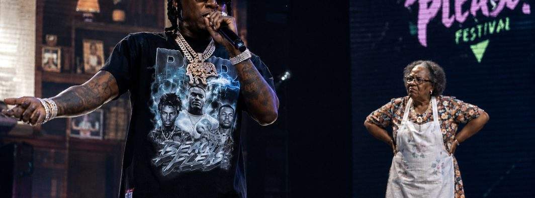 De când Wiz Khalifa a fumat pe scenă, rapperii americani au voie la Beach Please doar cu părinţii