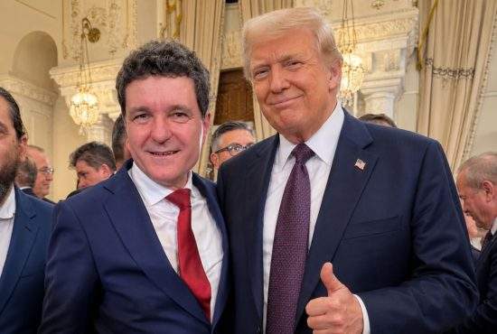 Summit NATO! Nicușor miroase puternic a cur, semn că s-a văzut deja în privat cu Trump