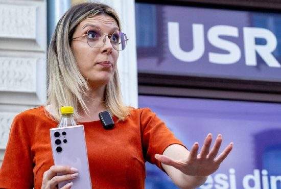 Legea e lege! Diana Buzoianu a amendat Armata că braconează cu dinamită în Dunăre