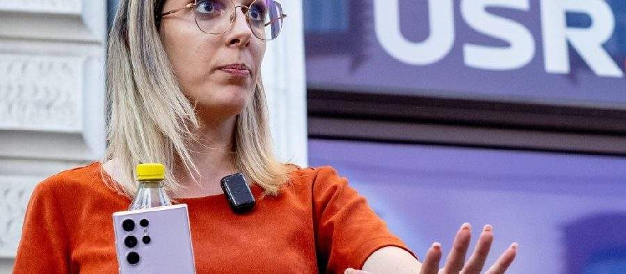 Legea e lege! Diana Buzoianu a amendat Armata că braconează cu dinamită în Dunăre