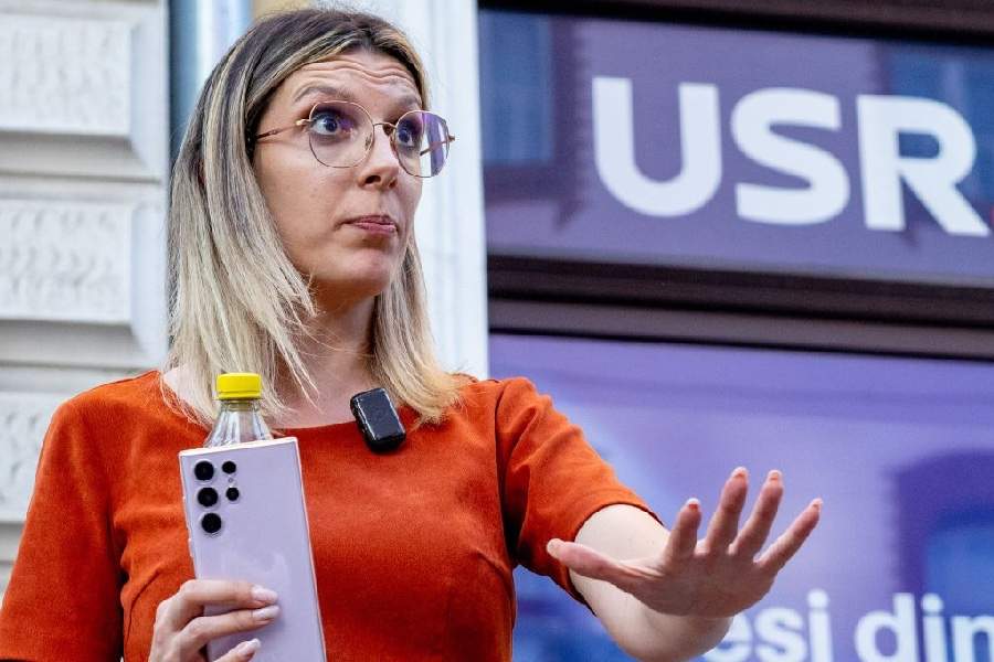 Legea e lege! Diana Buzoianu a amendat Armata că braconează cu dinamită în Dunăre