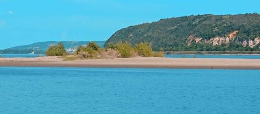 Oltenii jubilează. Dunărea a fost retrogradată și acum ea se varsă în fluviul Olt!