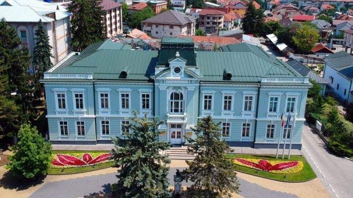 Râmnicu-Vâlcea e un oraș atât de frumos că a fost numit cel mai sudic oraș al Transilvaniei
