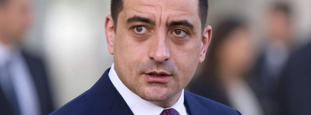Buimac! George Simion a intrat azi în sediul PSD, că a uitat că el este de la AUR