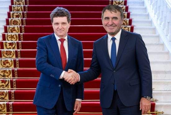 Nicușor Dan l-a nominalizat premier pe Gică Hagi, ca să plece de la Națională