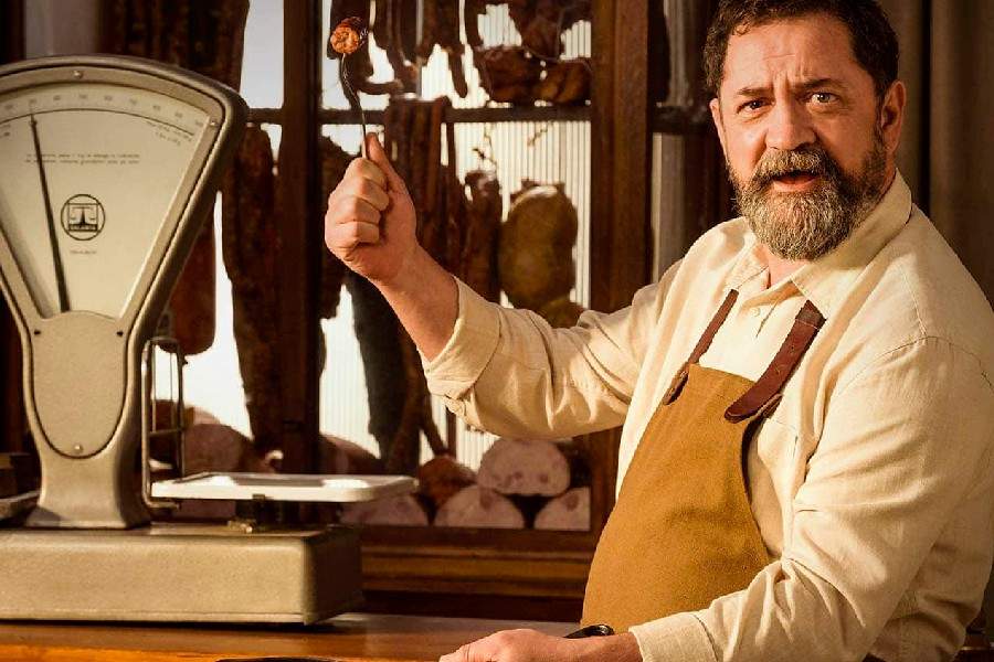 Matache Măcelaru, reținut în dosarul porcilor care i-au făcut testament, dar i-a ucis