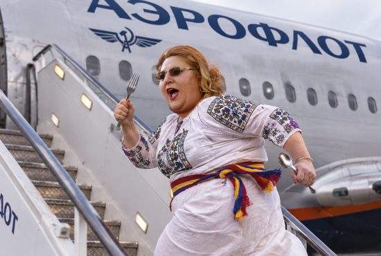 A apărut ciuma în Rusia! Şoşoacă s-a întors urgent la Moscova după ce a citit din greşeală „ciulama”