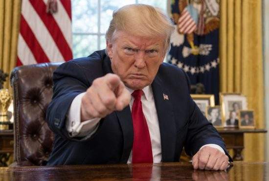 După înlocuirea „inteligență artificială” cu „super inteligență”, Trump vrea acum și înlocuirea „pedofil” cu „președinte”